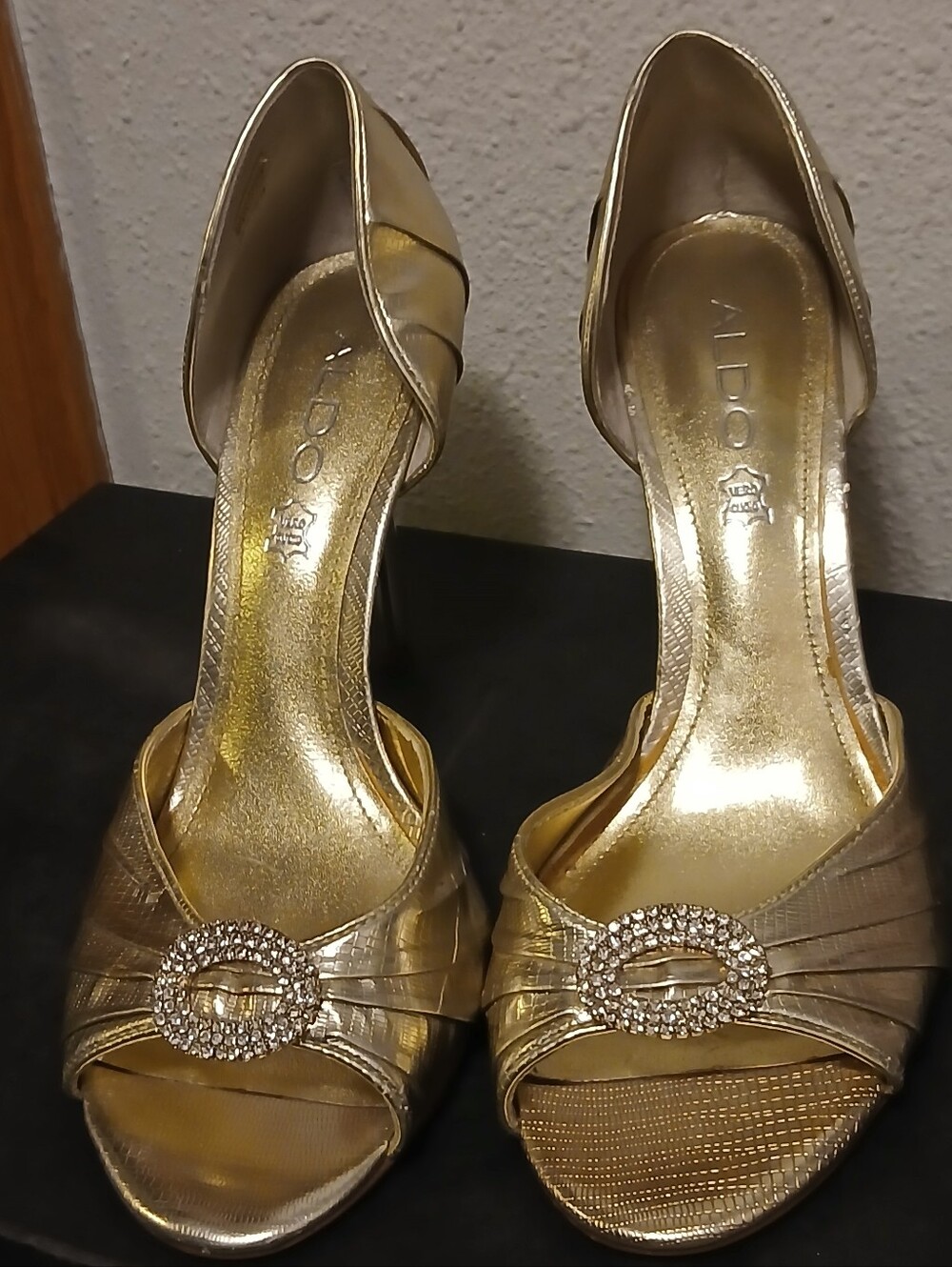 ALDO Gold Metallic Rhinestone Peep Toe Stiletto Heels EU 39